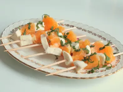 Brochettes de mozzarella à l'orange & à la menthe