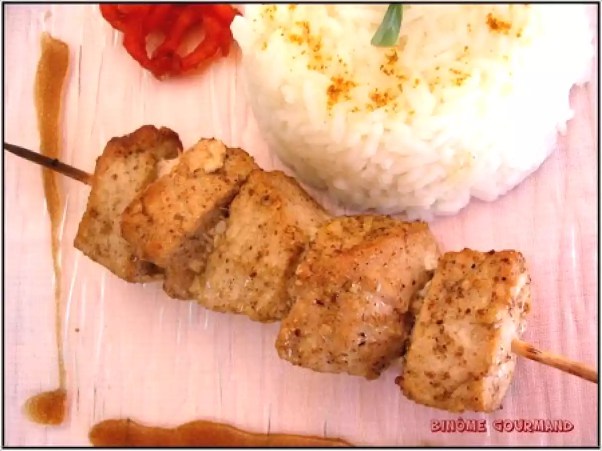 Brochettes de porc aux épices et aux poivrons