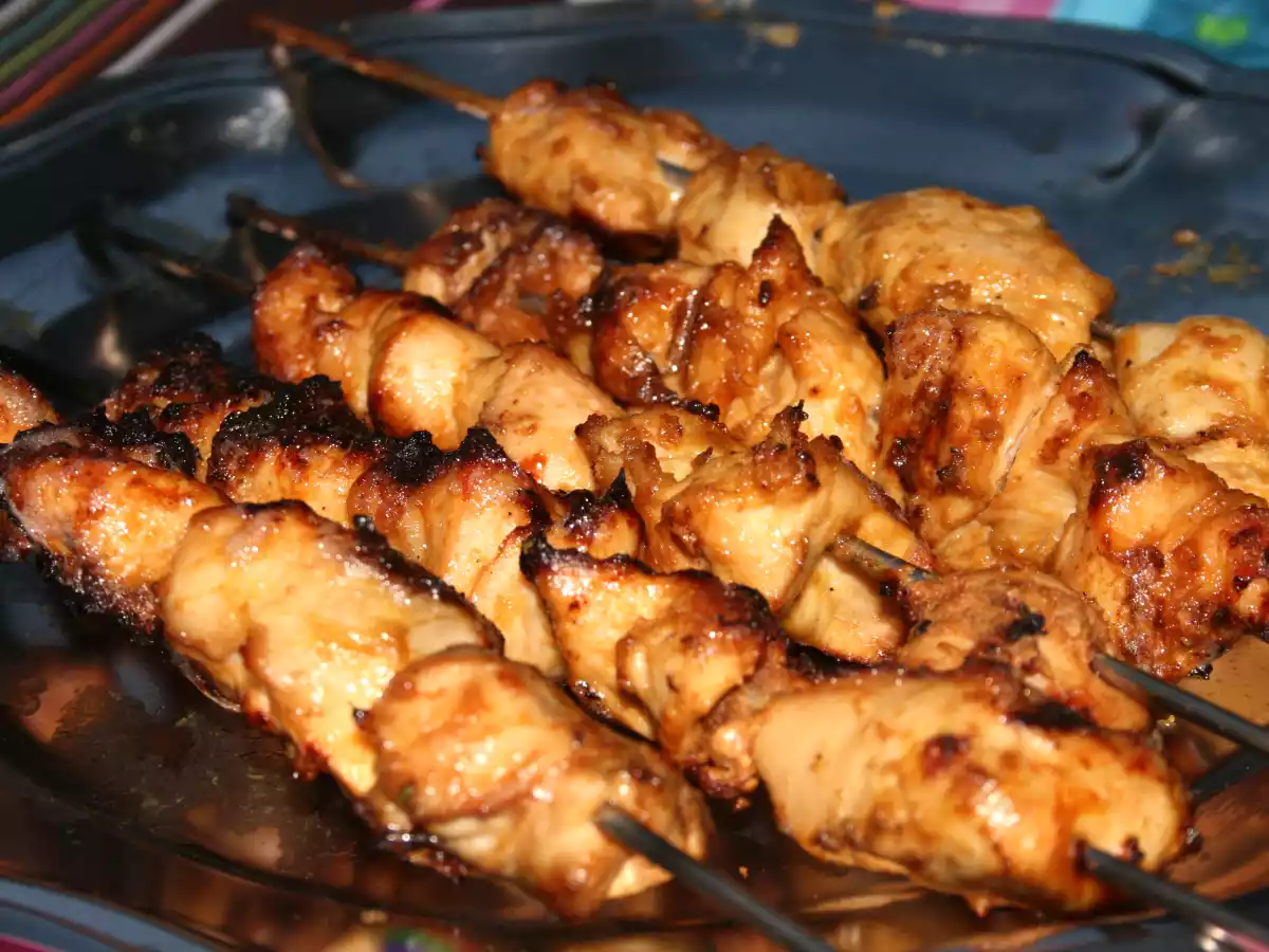 Brochettes de poulet au beurre de cacahuètes