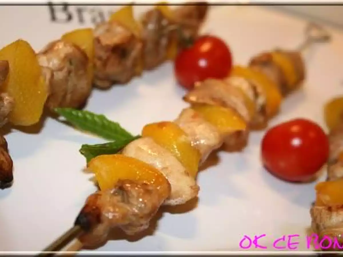 Brochettes de poulet aux pêches