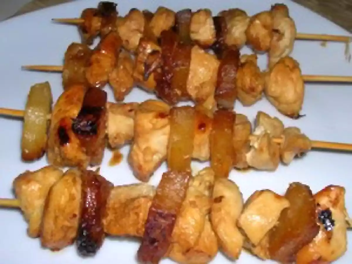 Brochettes de poulet caramélisées
