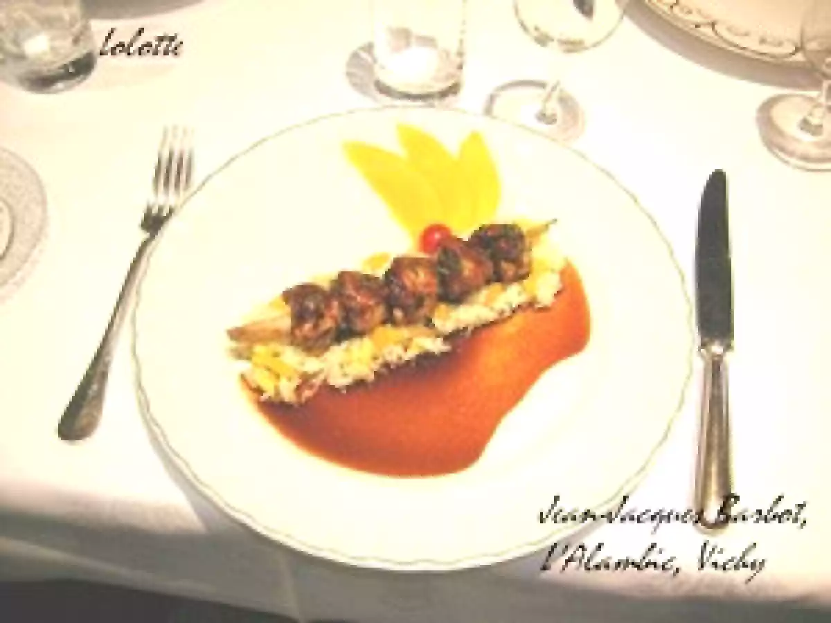 Brochettes de volaille à la citronnelle, risotto mangue citron, sauce aigre douce - photo 2