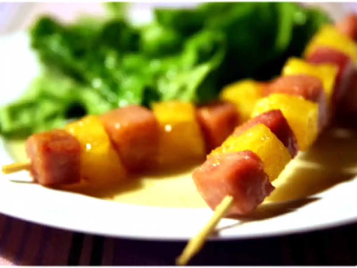 Brochettes jambon-ananas