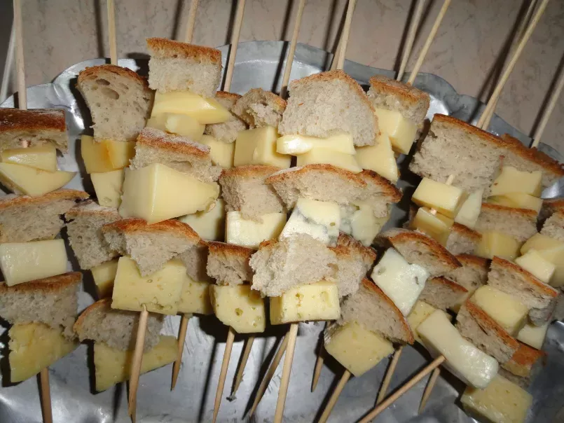 Brochettes Pain-Fromage - photo 2