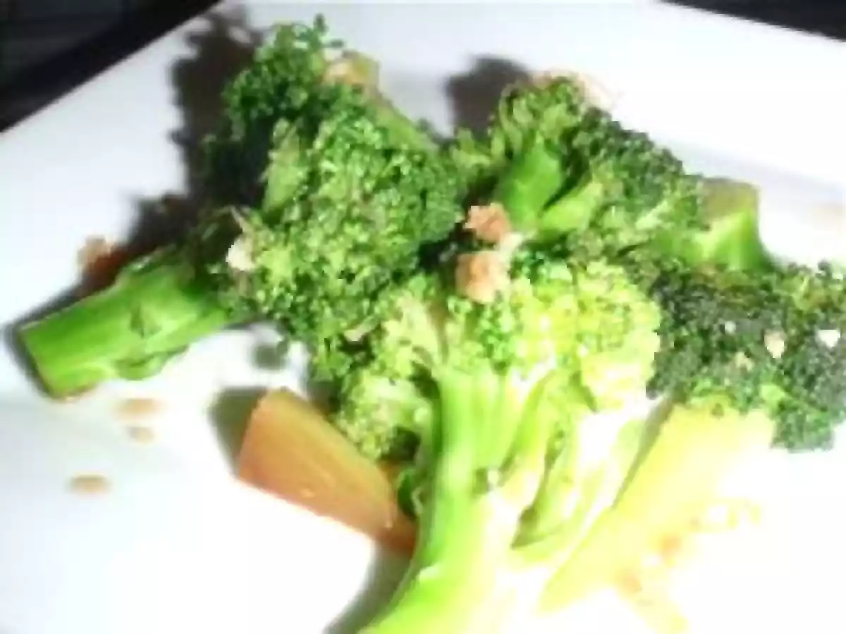 Brocoli sauté au gingembre