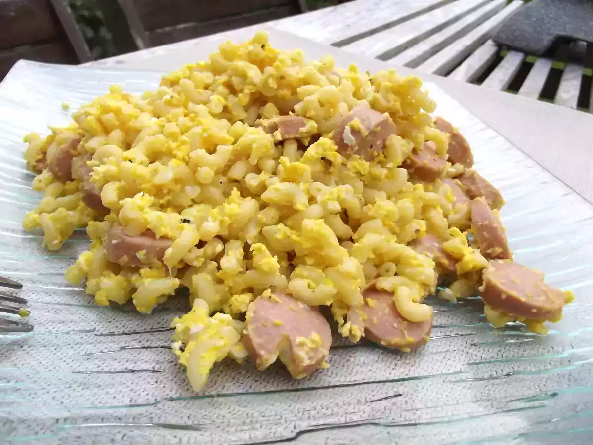 Brouillade de coquillettes aux knacks. - photo 3