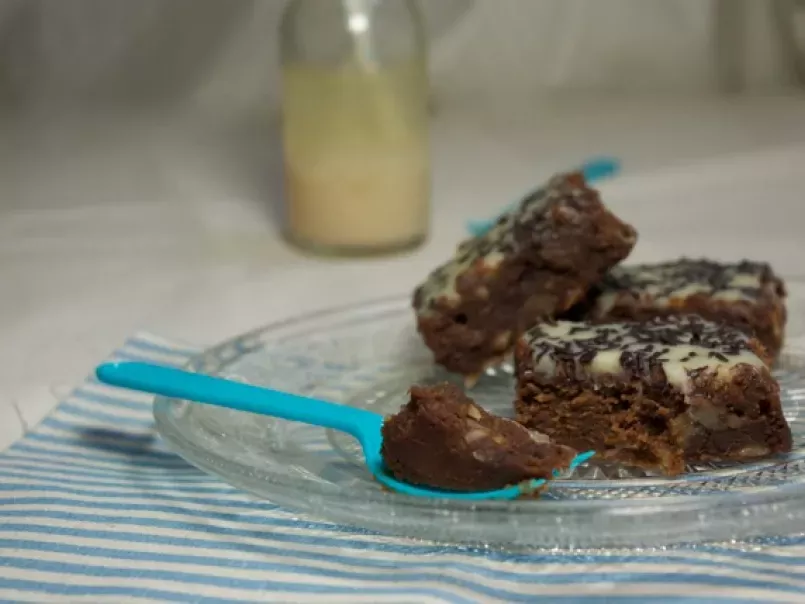 Brownies chocolat noir, amandes et glaçage chocolat blanc - photo 5
