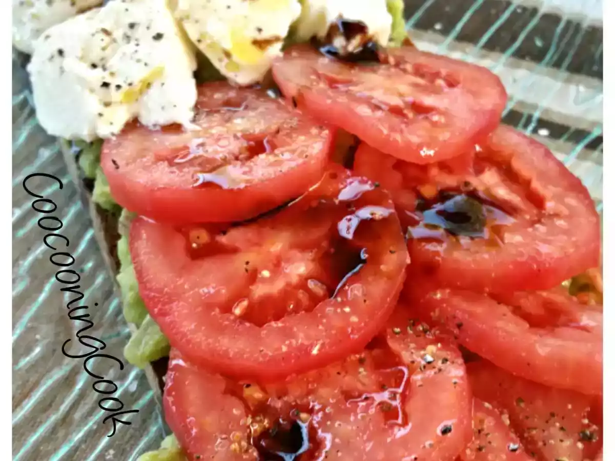 Bruschettas à la purée d'avocat