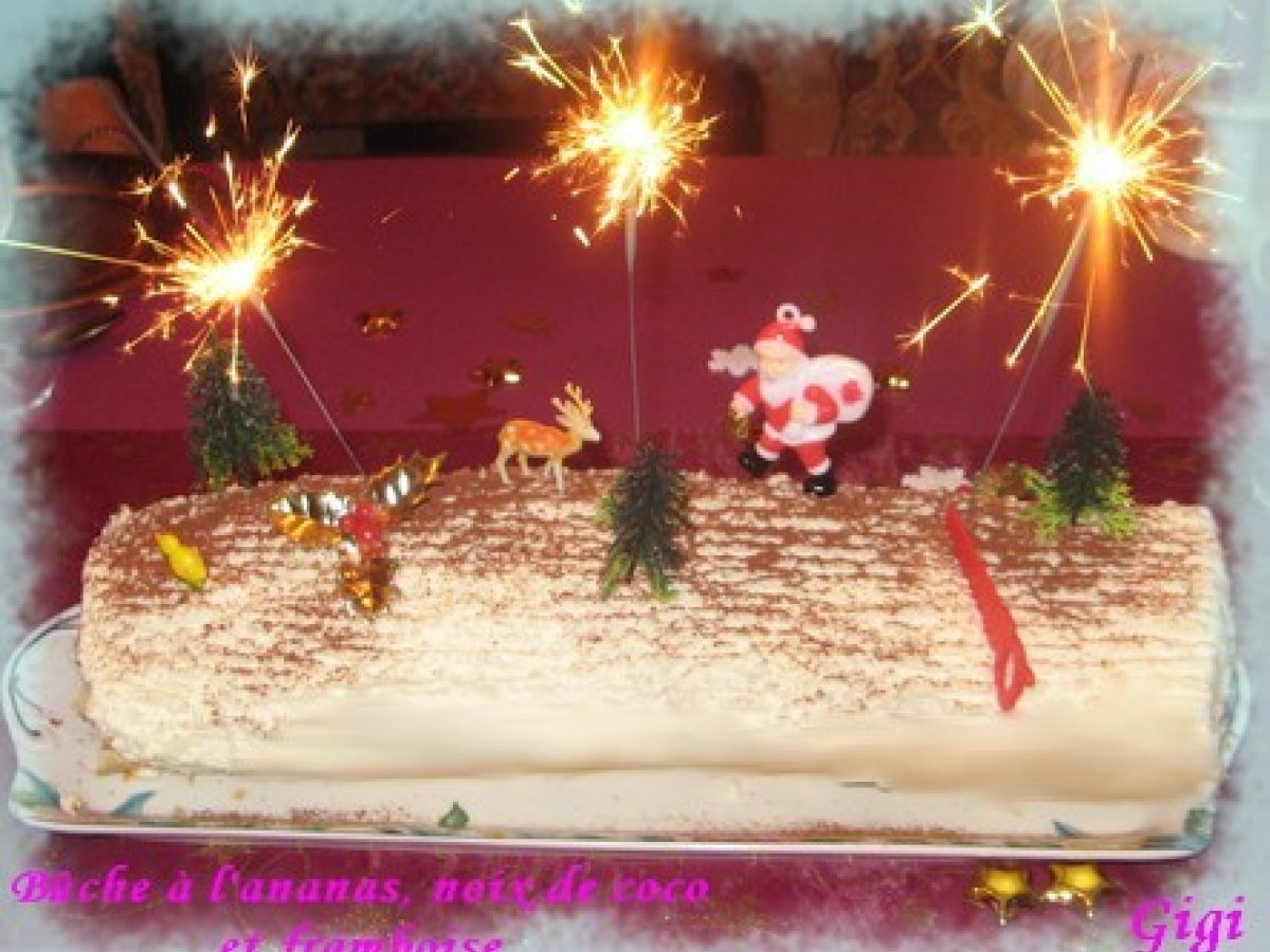 Buche A L Ananas Noix De Coco Et Framboise Recette Ptitchef