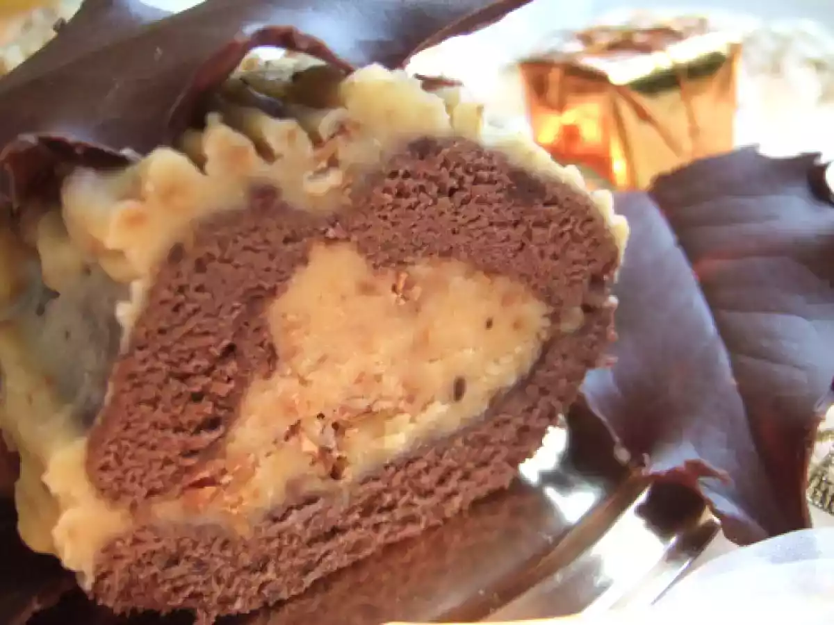 Bûche au chocolat et amandes caramélisées