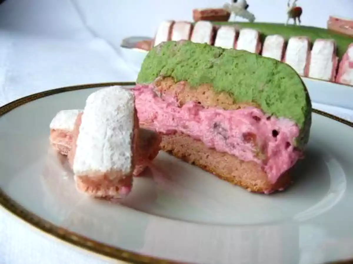 BÛCHE AUX BISCUITS ROSES DE REIMS, PISTACHE, GRIOTTES ACOMPAGNÉE DE SON CHAMPAGNE ROSÉ - photo 2