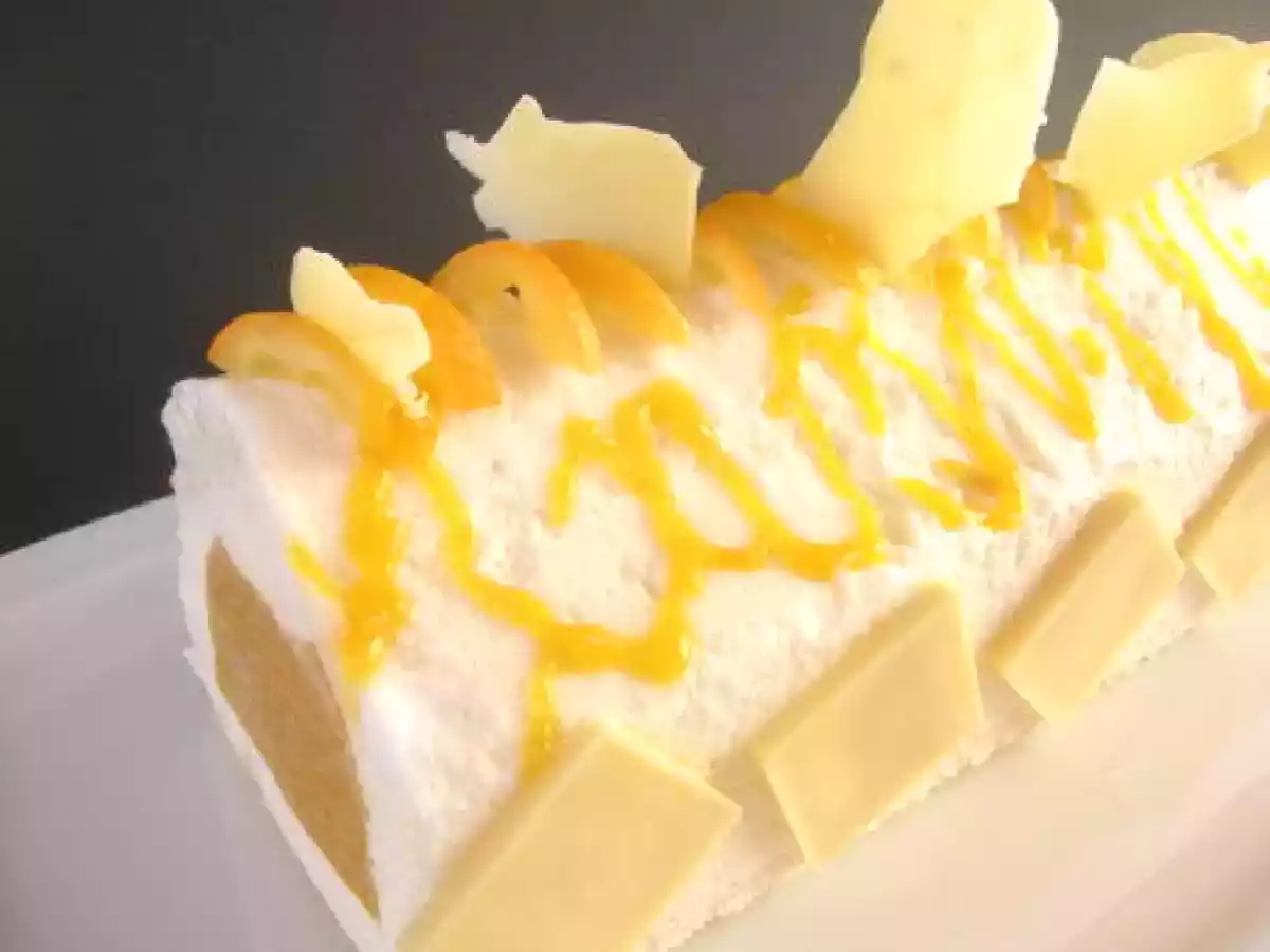 Buche aux fruits exotiques : mangue, longans, litchies