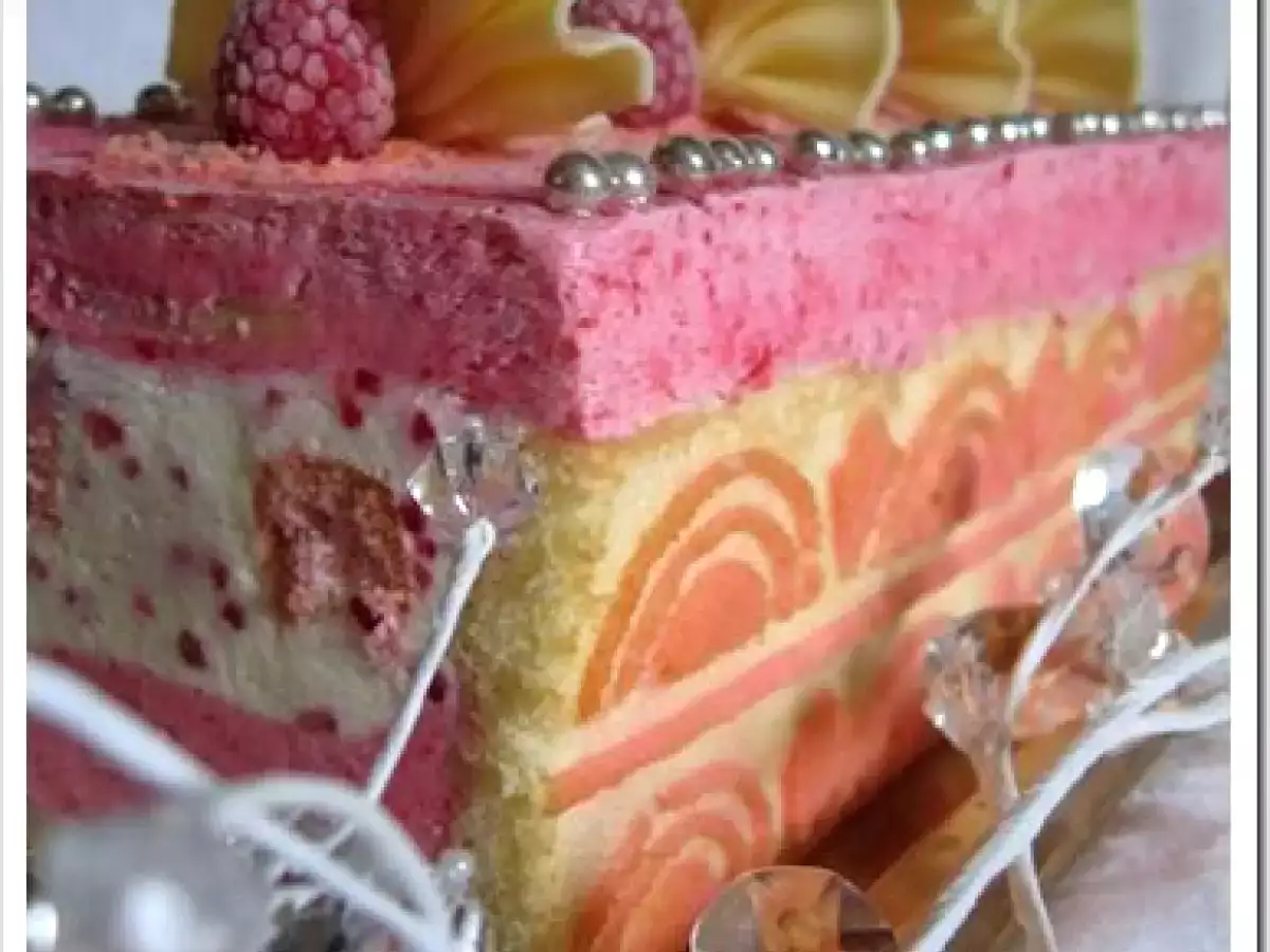 Bûche bijou, framboise, litchi et chocolat blanc... - photo 4