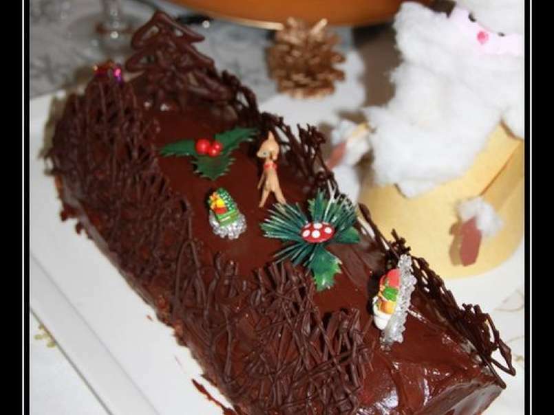 Bûche de Noël à la crème pâtissière framboises et myrtilles - photo 4