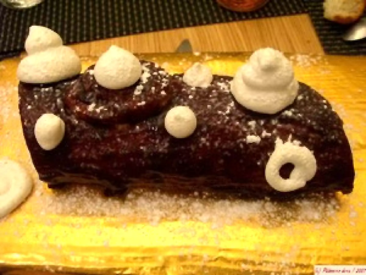 Buche de Noël aux épices et poires au vin