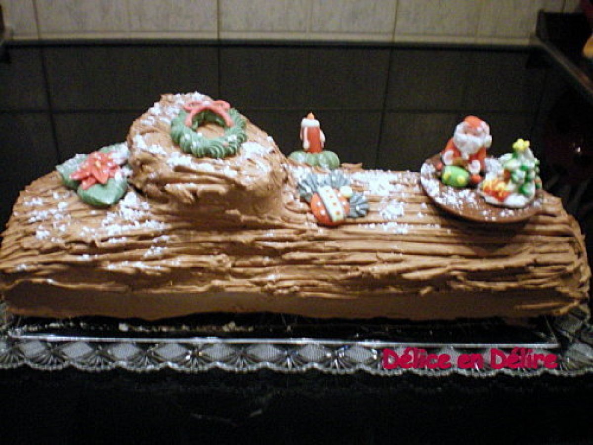 Buche De Noel Aux Marrons Glaces Et Au Chocolat Recette Ptitchef