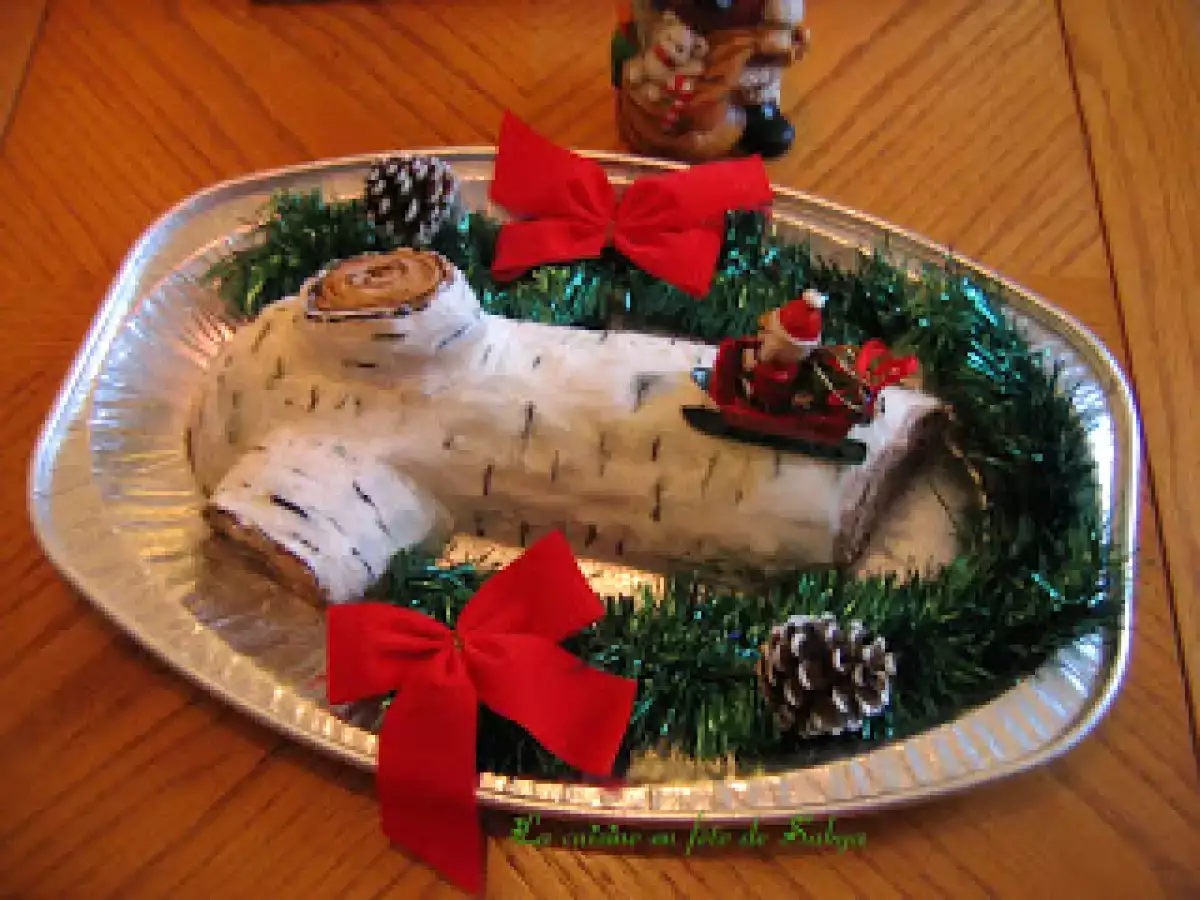 Bûche de Noël bouleau au caramel et chocolat blanc - photo 2