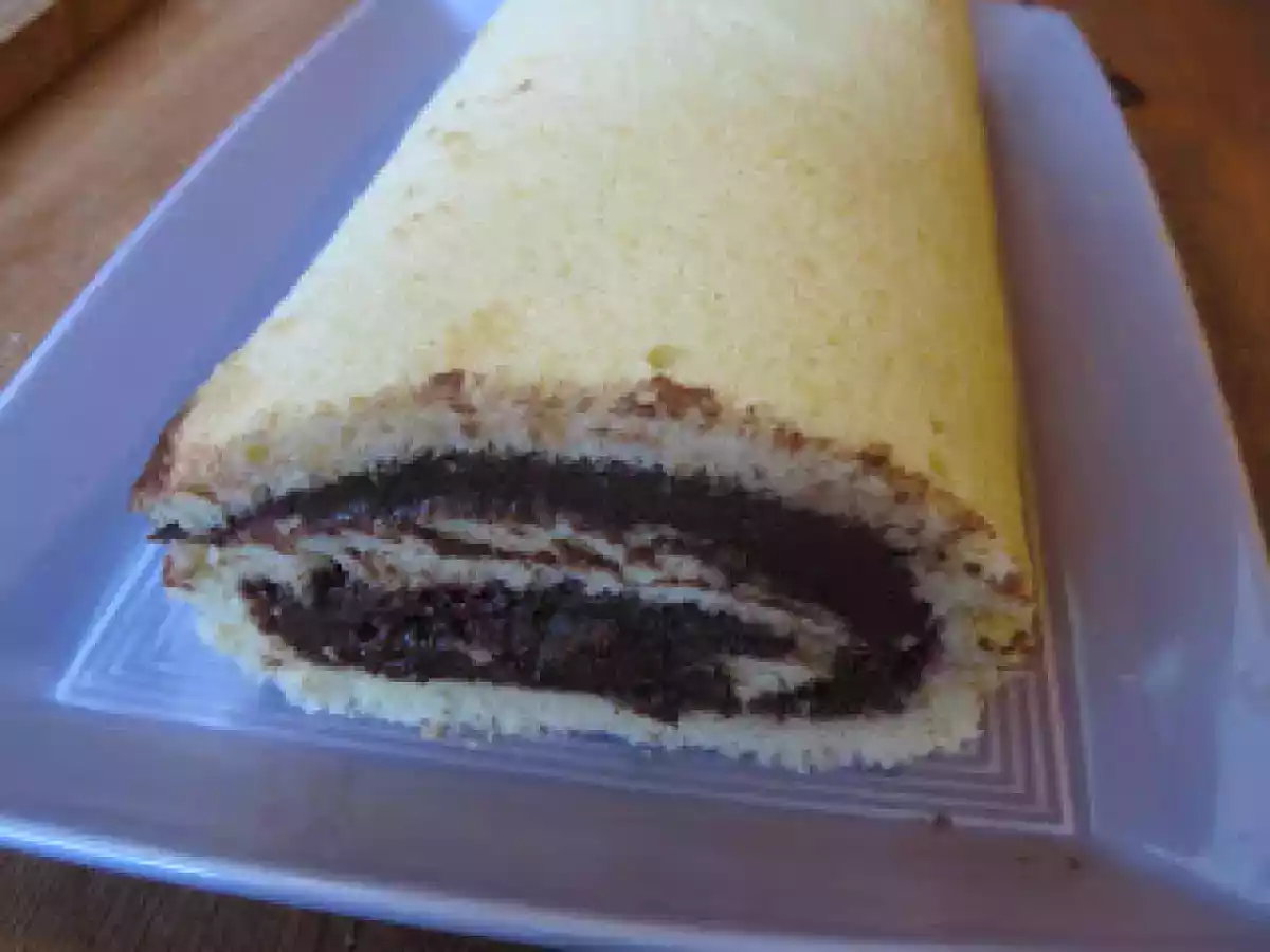 Bûche de Noël chocolat-framboise nappage citron - photo 2