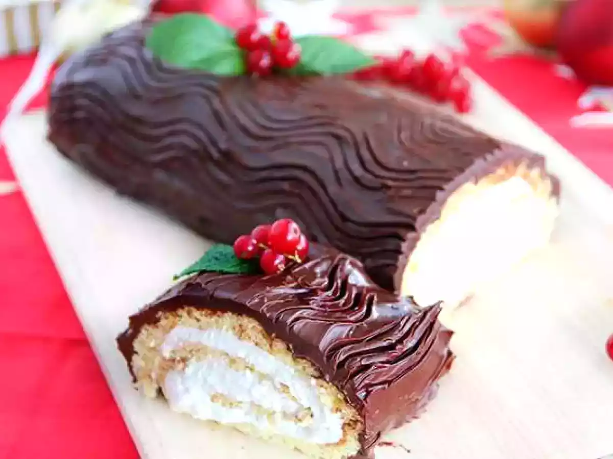Bûche de Noël fourrée à la chantilly - photo 3