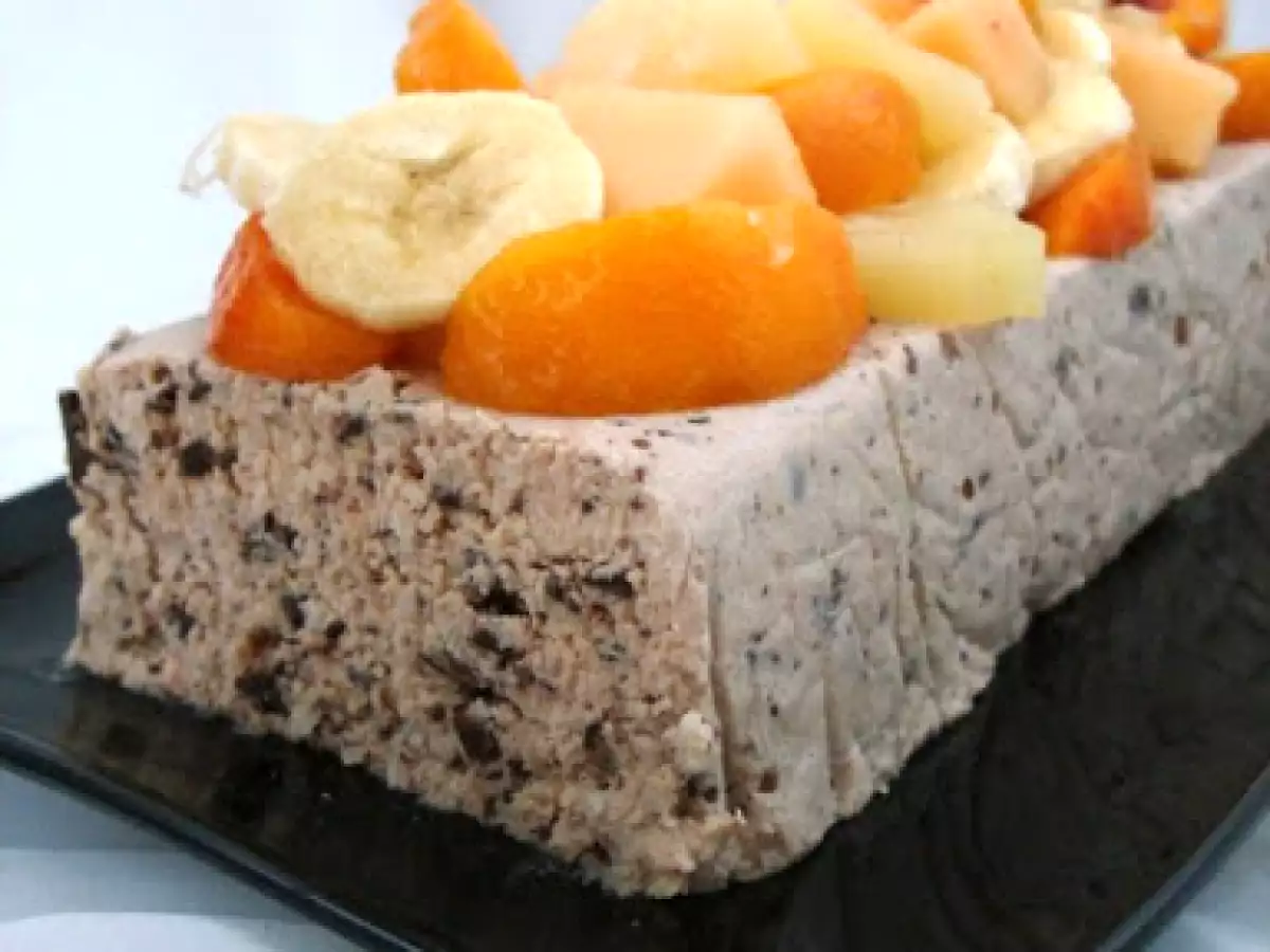 BUCHE GLACÉE AU CHOCOLAT ET A LA NOIX DE COCO