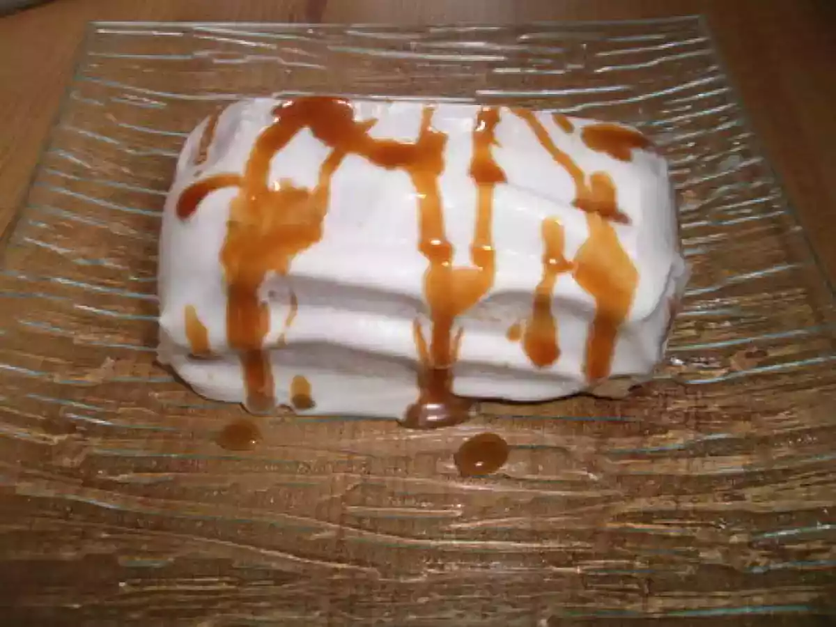 Bûche individuelle façon Tiramisu à la mangue et caramel aux fruits de la passion