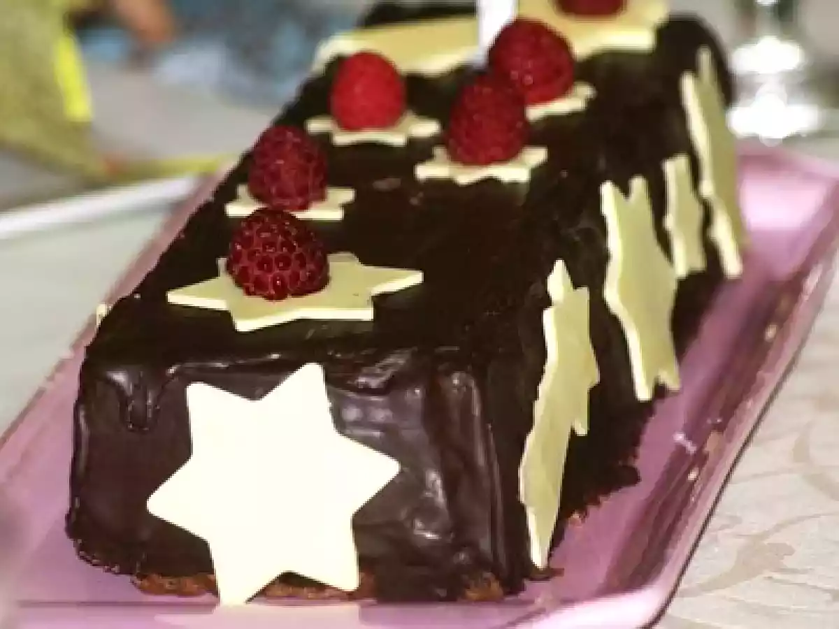 Bûche sans gluten au chocolat et à la framboise