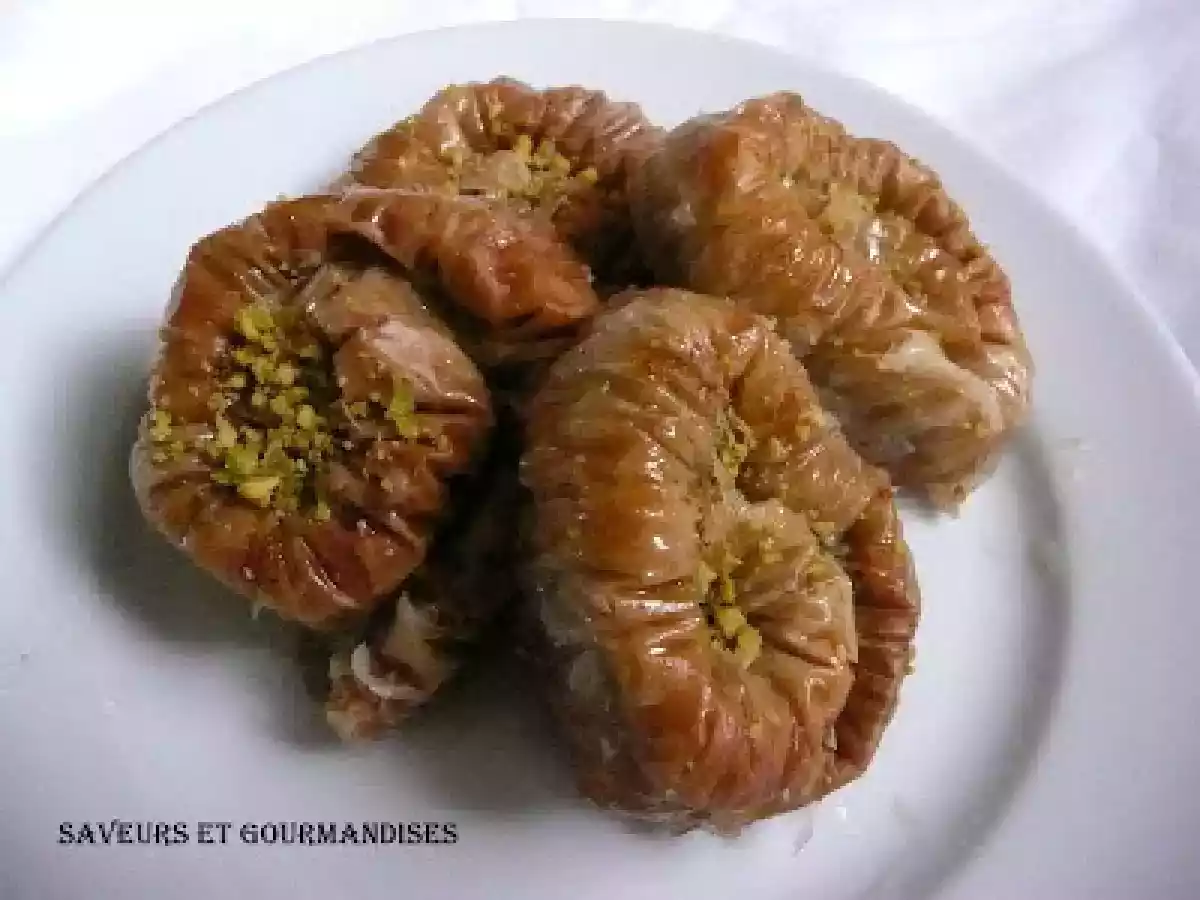 BULBUL -YUVASI ou NID DU ROSSIGNOL. - photo 4