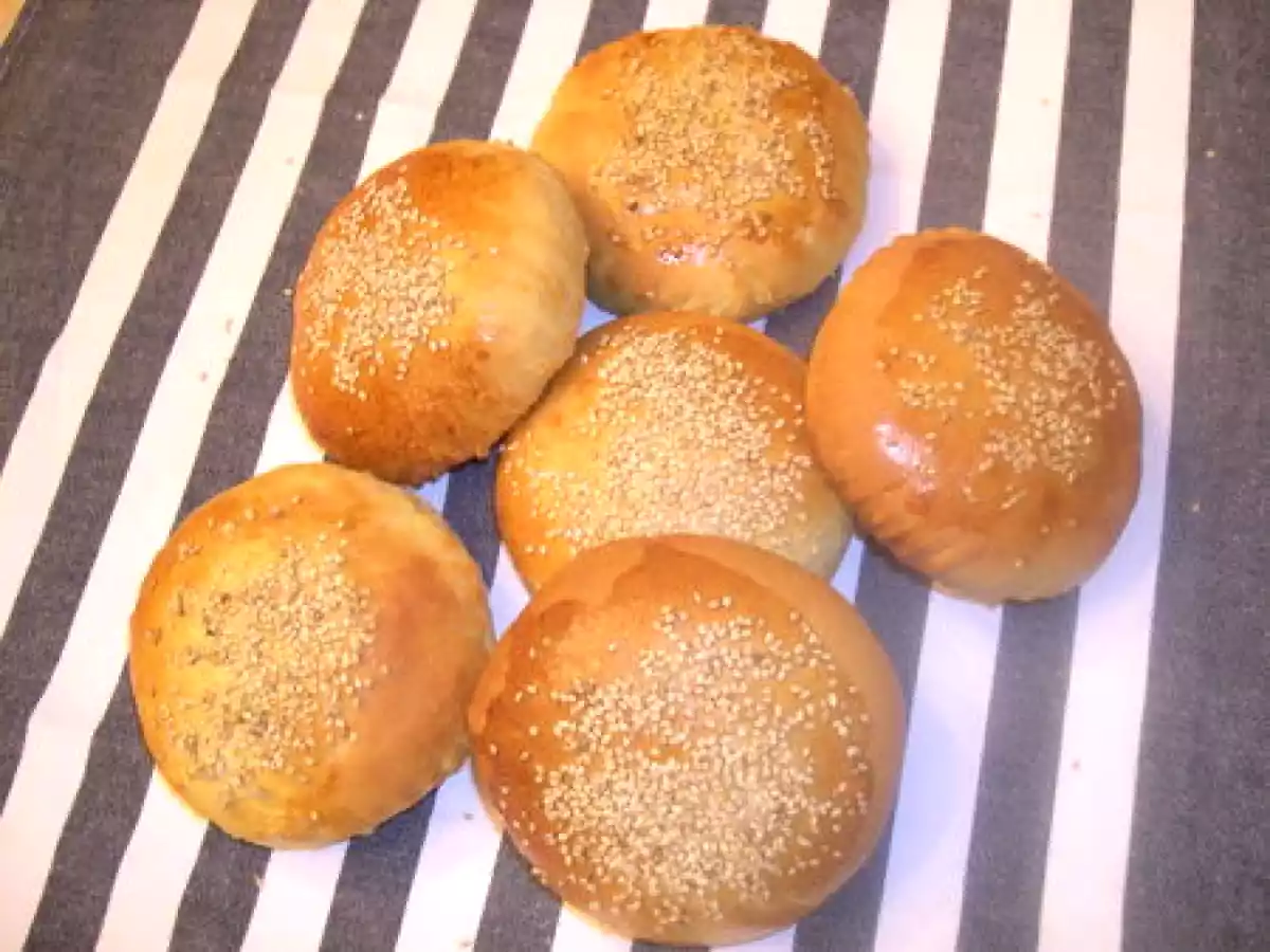 Buns à Hamburger (Pains à hamburger)