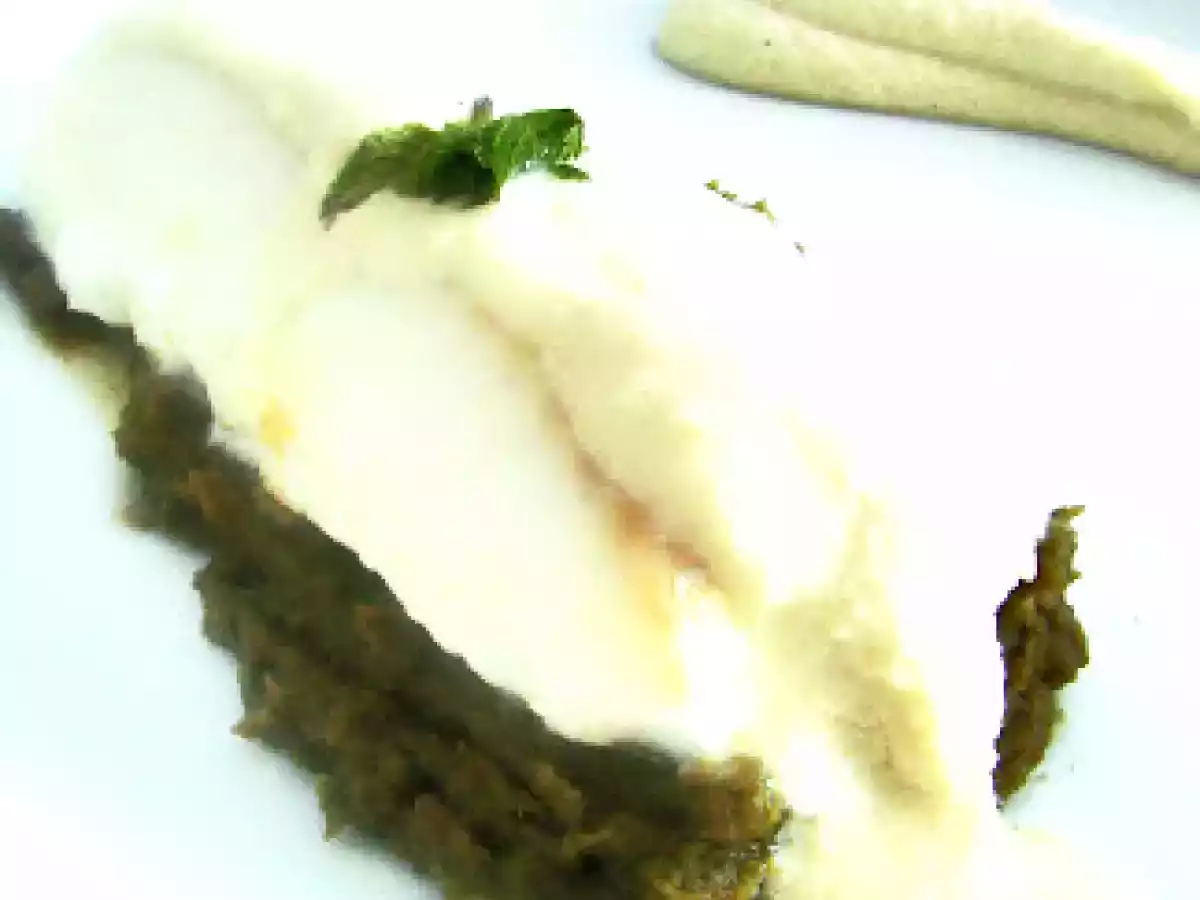 Cabillaud a la puree d'amandes et d'artichaut a la menthe