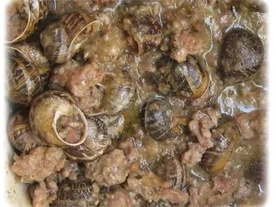 CAGOUILLES A LA CHARENTAISE - Escargots en sauce