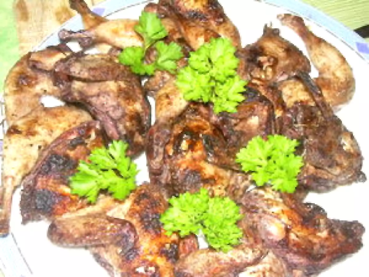 CAILLES GRILLEES AU BARBECUE