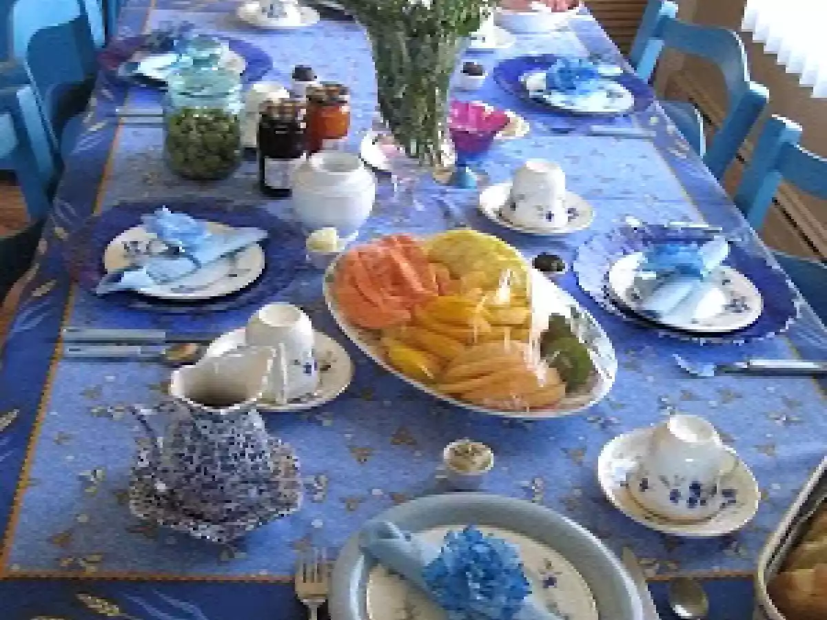 Cailles rôties glacées au miel d'après brunch de la fête des mères
