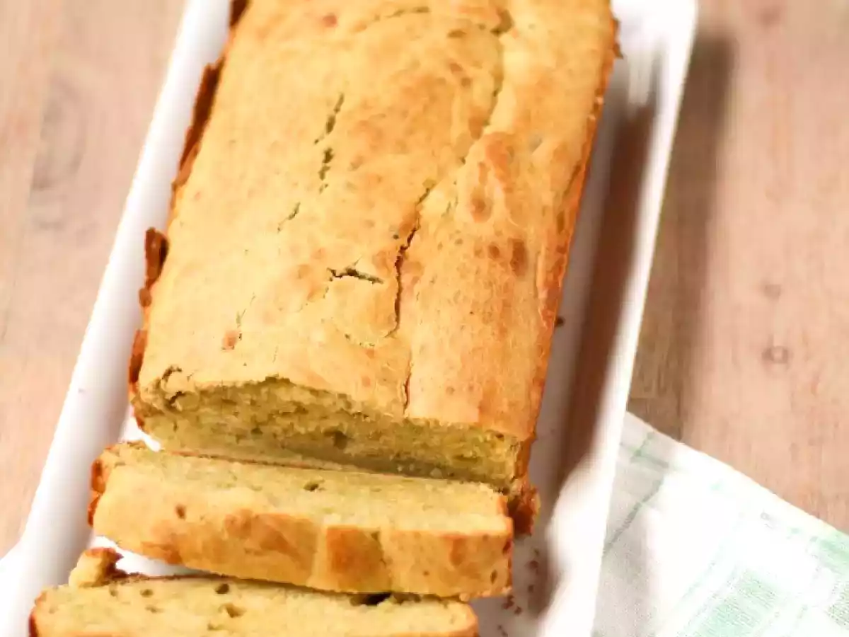 Cake à l'avocat et au lait concentré