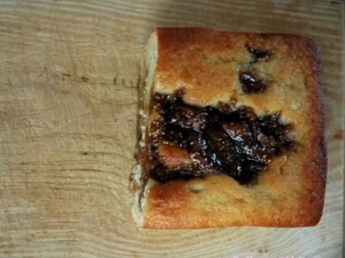 Cake à la banane coeur de figues, sans gluten