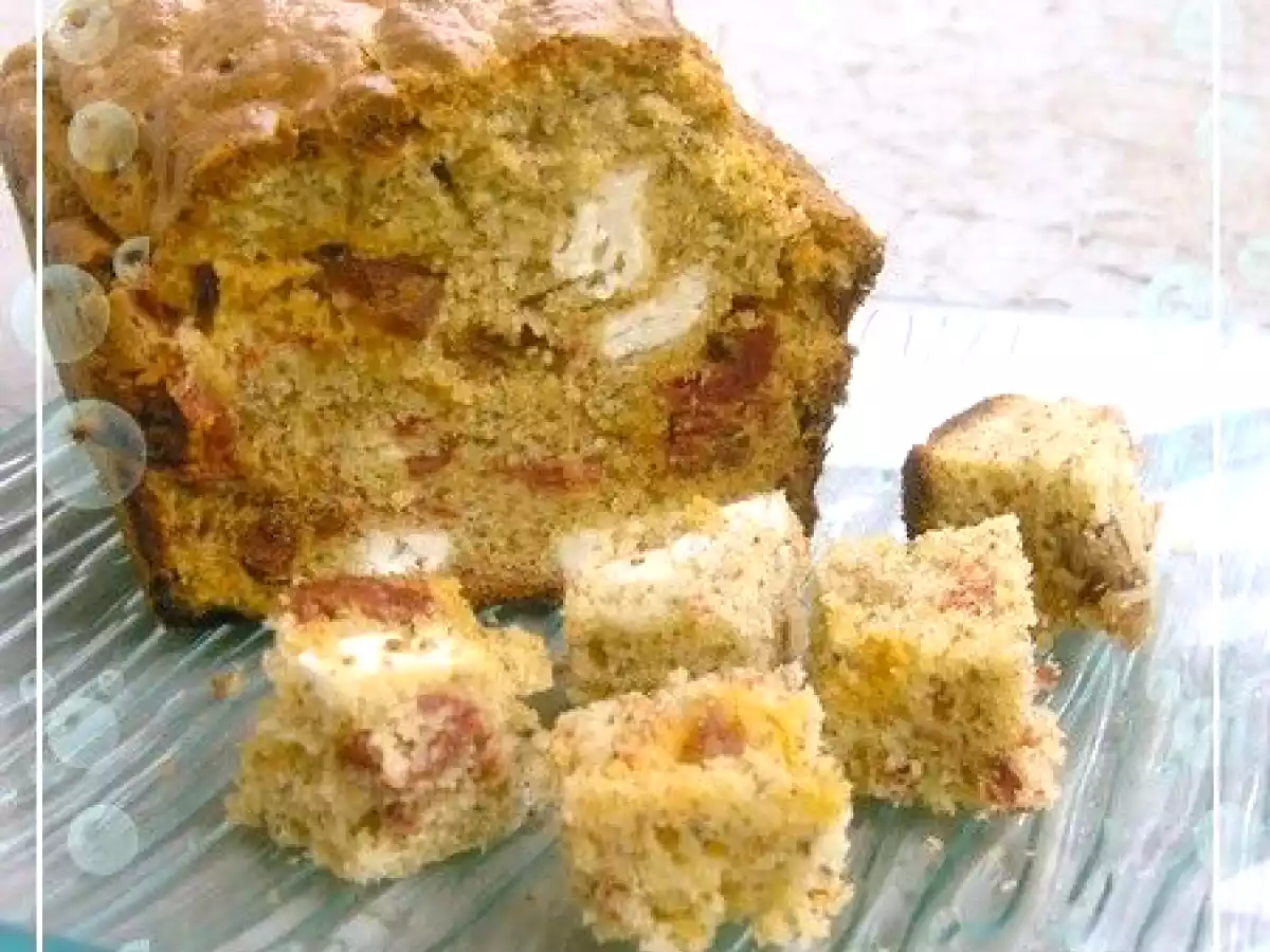 Cake à la farine de lentilles et au chorizo, tomate et feta