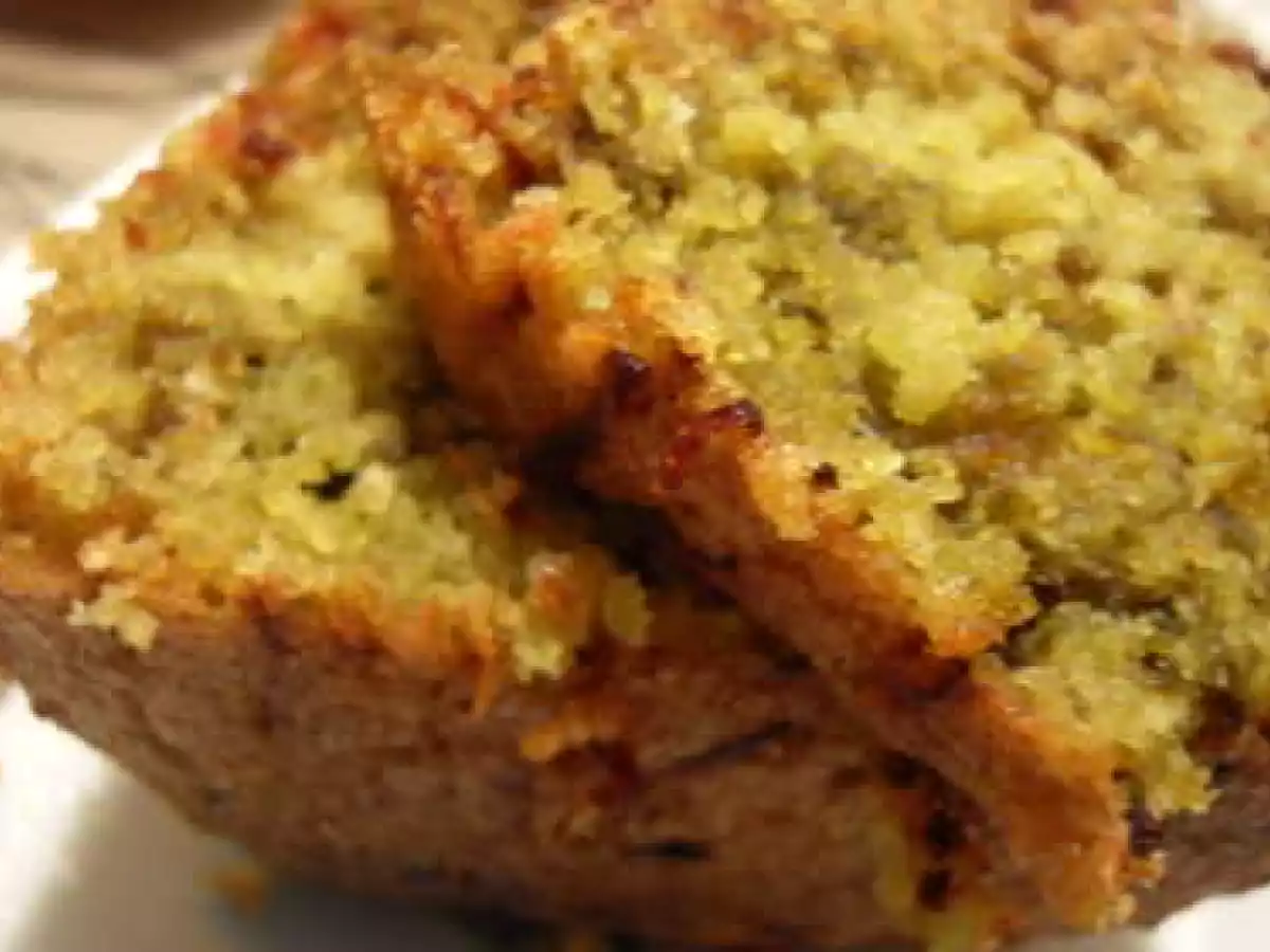 Cake à la noix de coco et à la betterave rouge