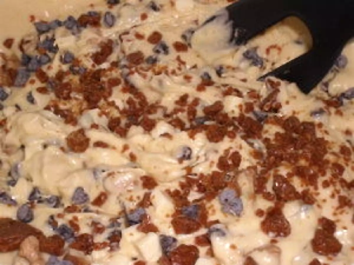 CAKE AU CHOCOLAT ET ECLATS DE CARAMEL - photo 4