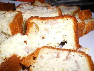 Cake au jambon de Parme, herbes de Provence et graines de Pavot