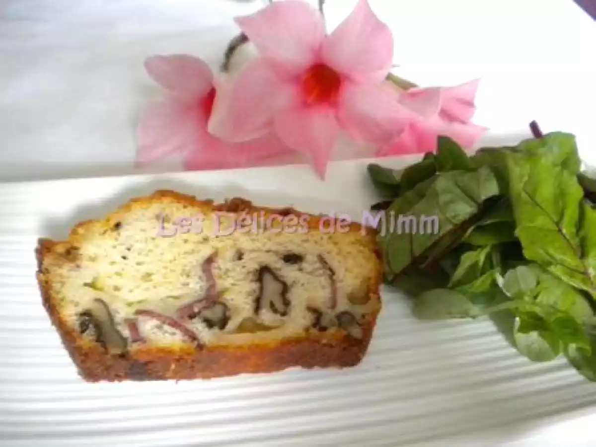 Cake au magret de canard fumé, noix et Comté