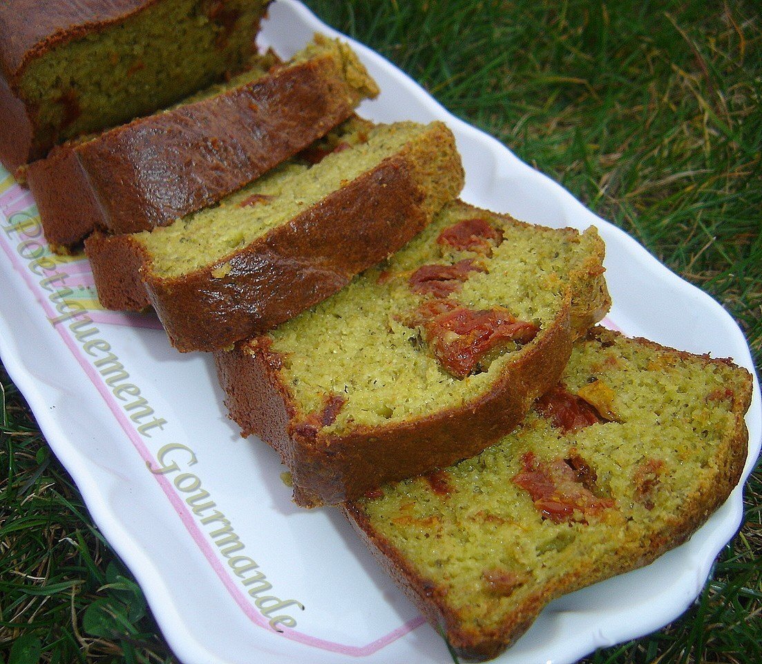 Cake au pesto et tomates séchées Recette Ptitchef