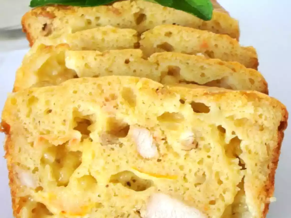 CAKE AU POULET ET AUX ÉPICES