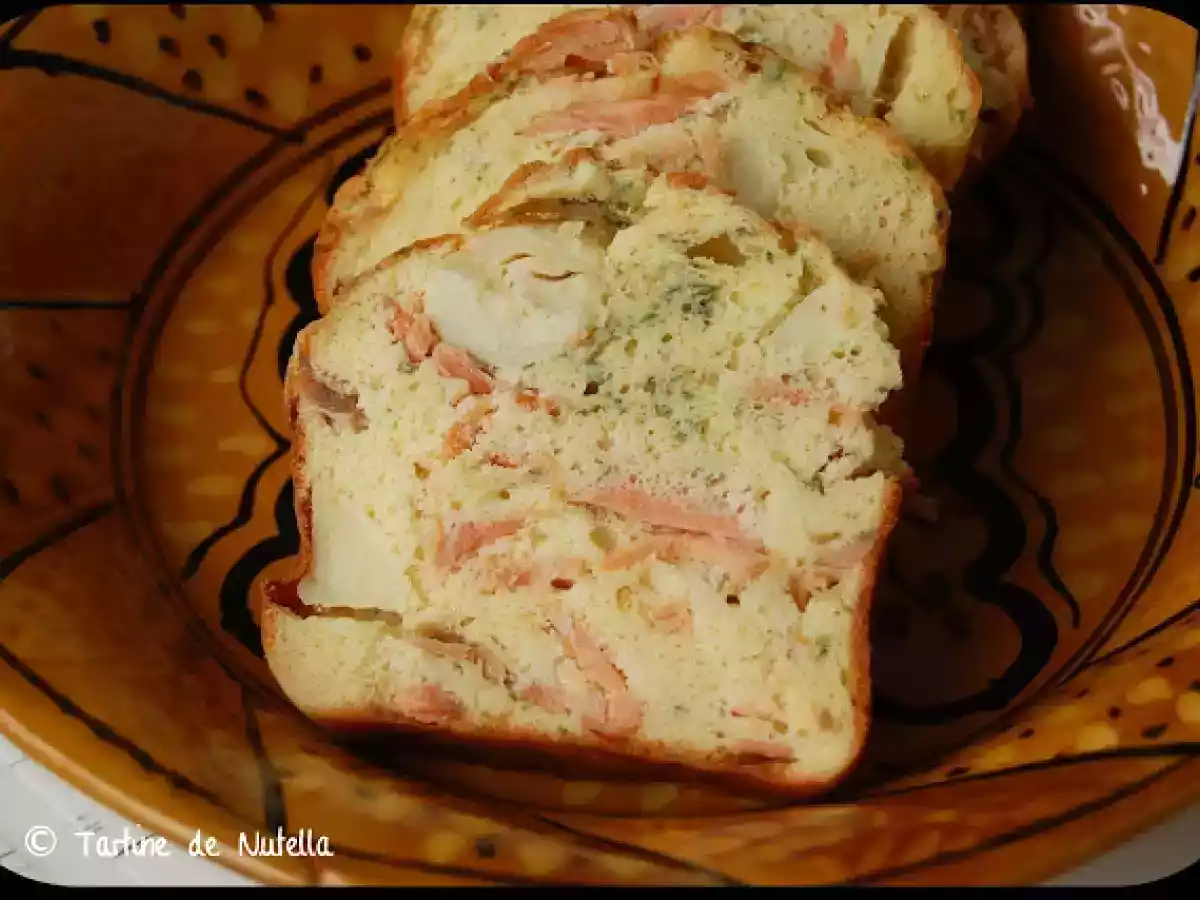 Cake au saumon fumé et coeurs de palmier