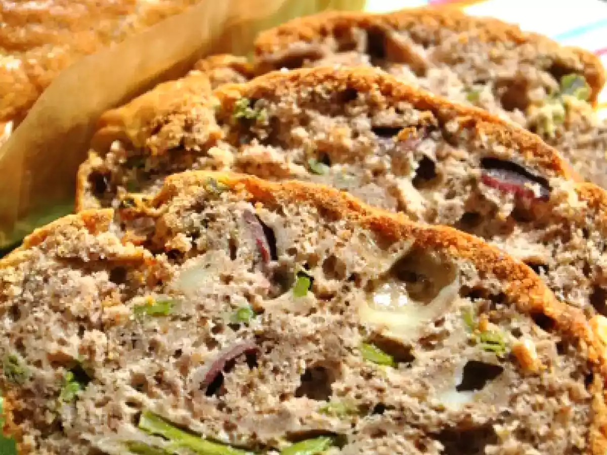 Cake aux Asperges vertes, Comté et Magret séché