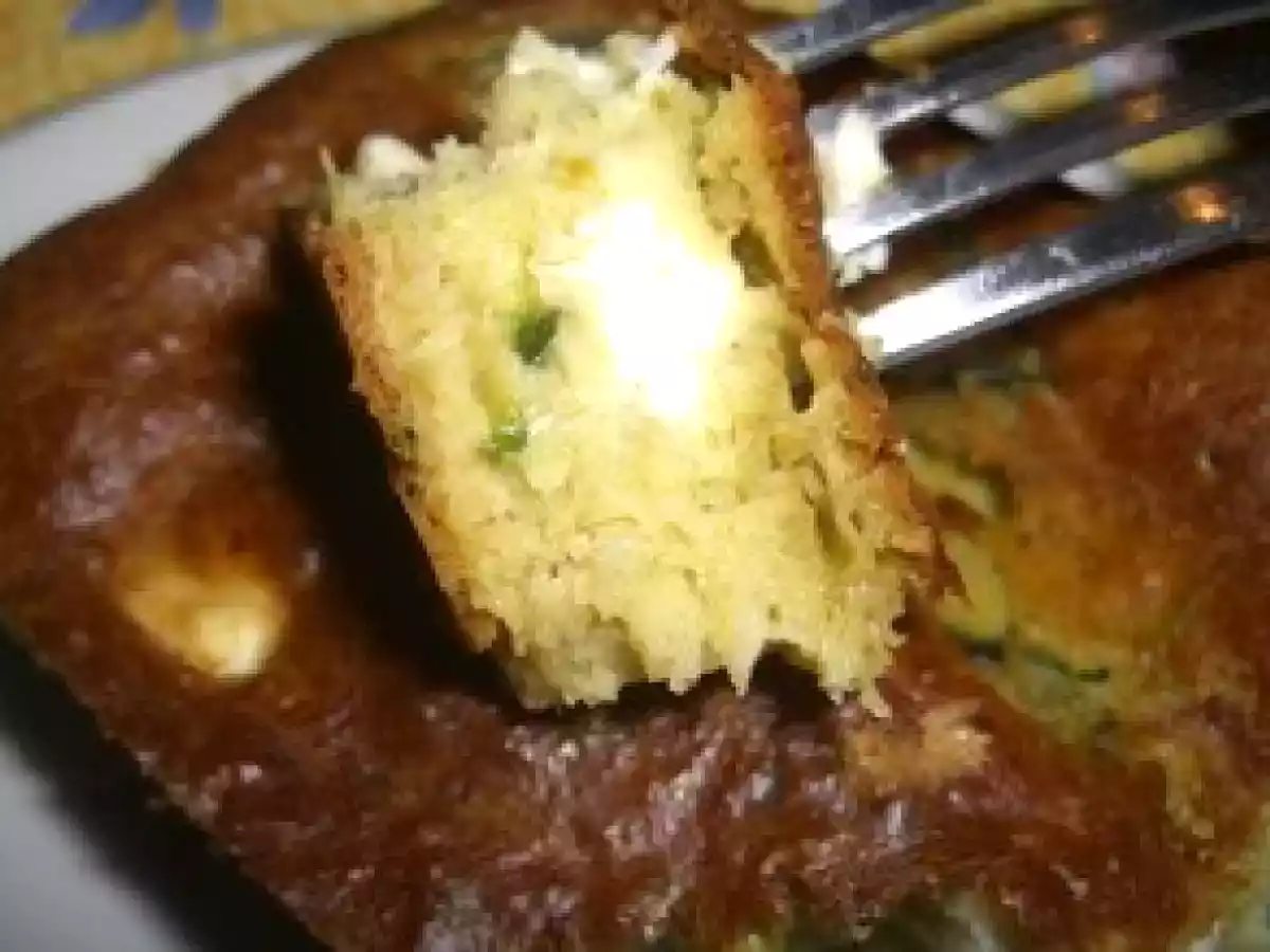 Cake aux courgettes, feta et pesto... Un vrai délice !!!