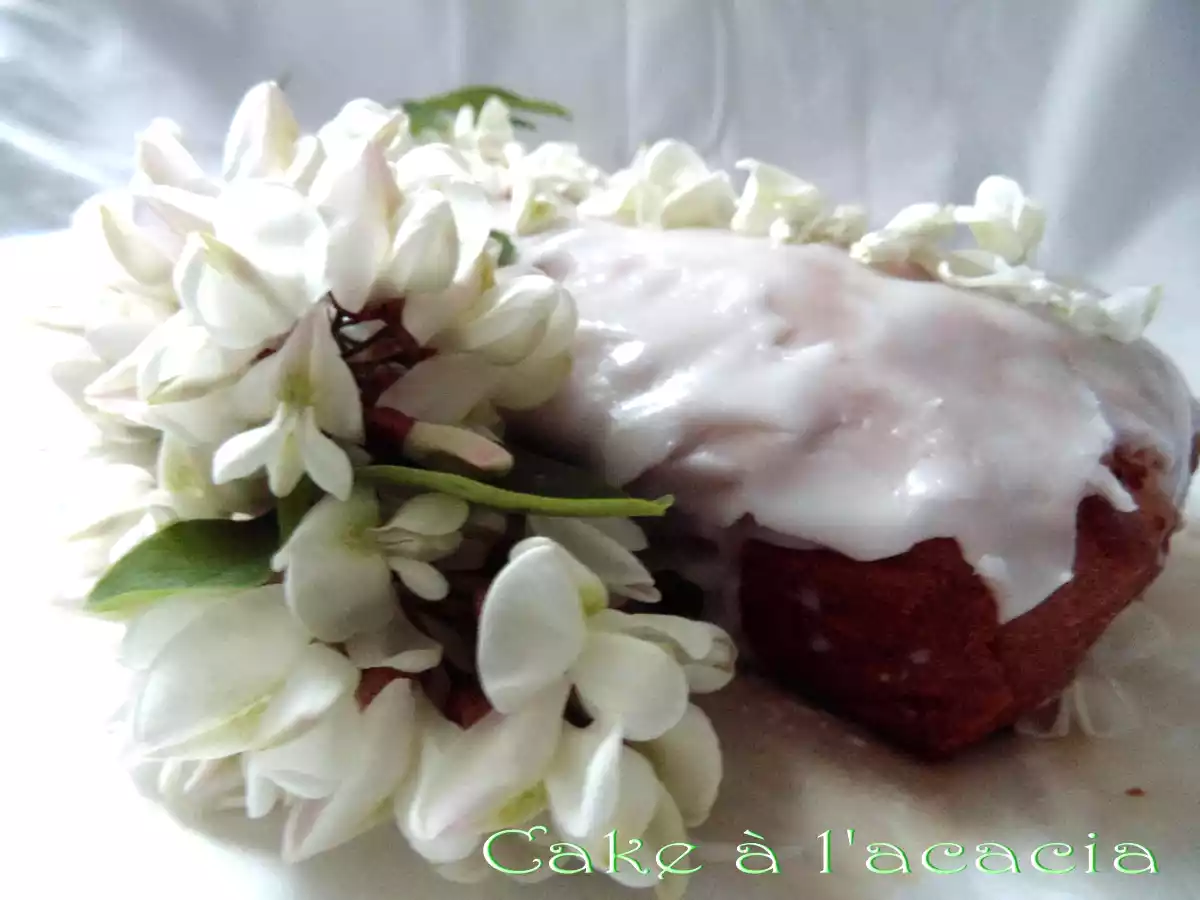 Cake aux fleurs d'acacia