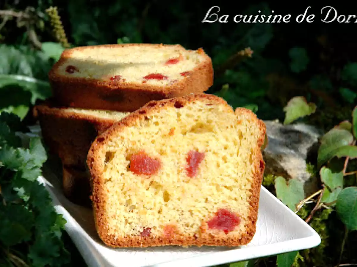 Cake aux fraises confites