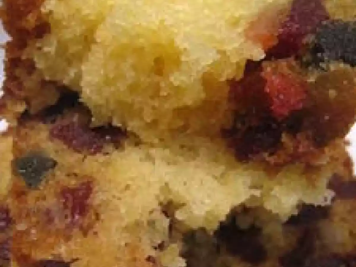 Cake aux fruits confits et cerises séchées - photo 4