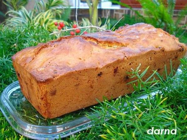 Cake aux fruits confits et raisins secs