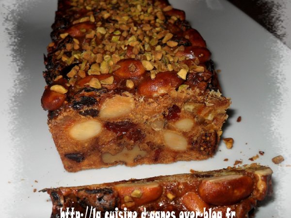 Cake Aux Fruits Secs Et Aux Ecorces D Oranges Confites Recette Ptitchef