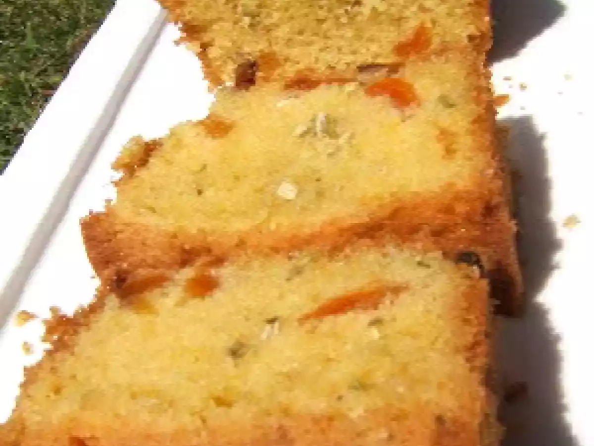 Cake aux graines d''angélique et abricots secs - photo 2